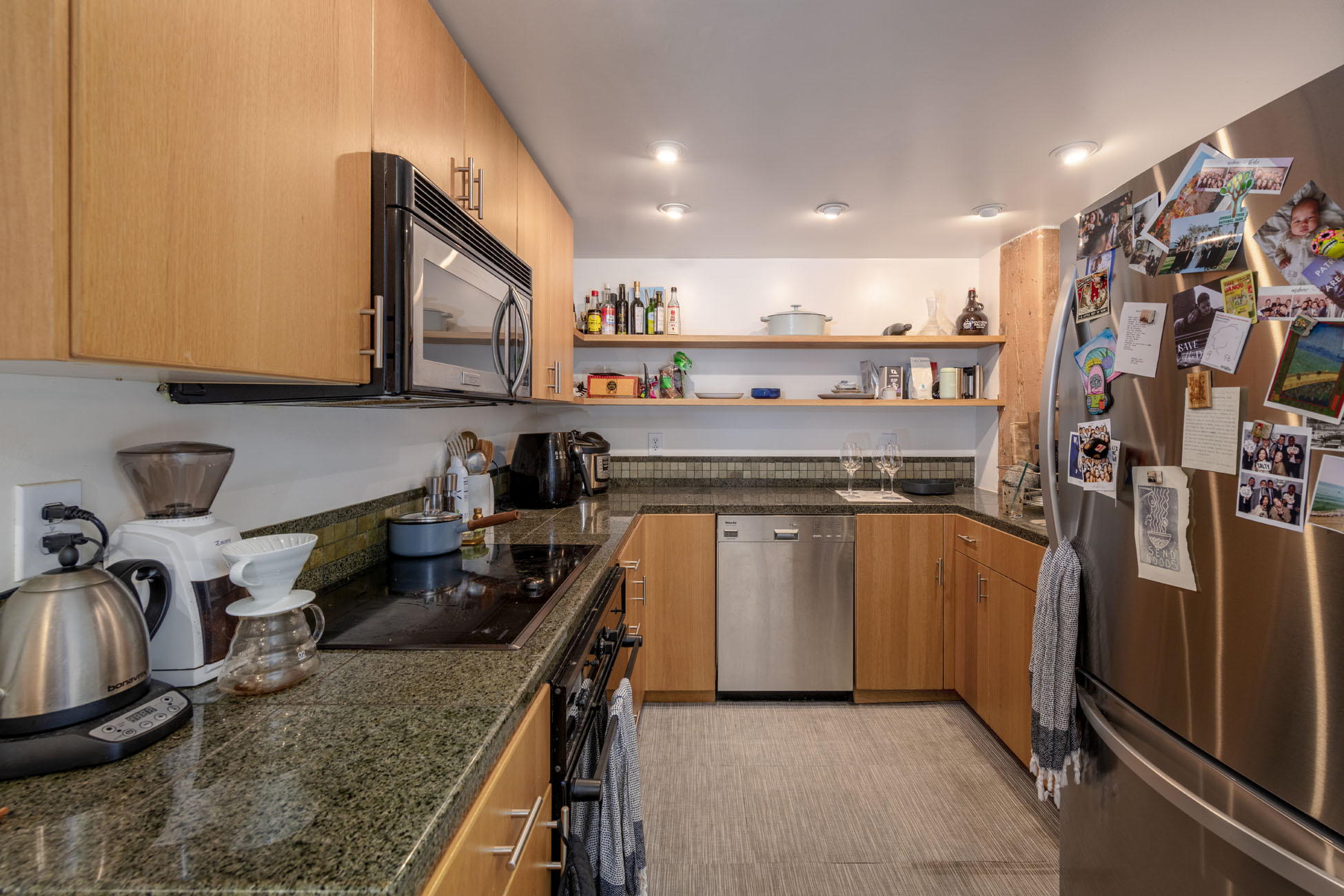 12_kitchen