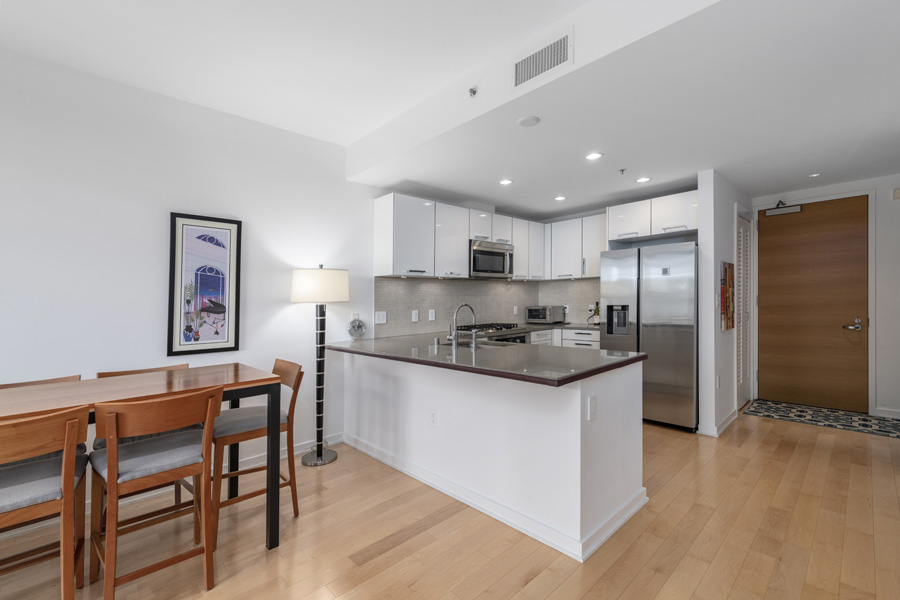 12_kitchen