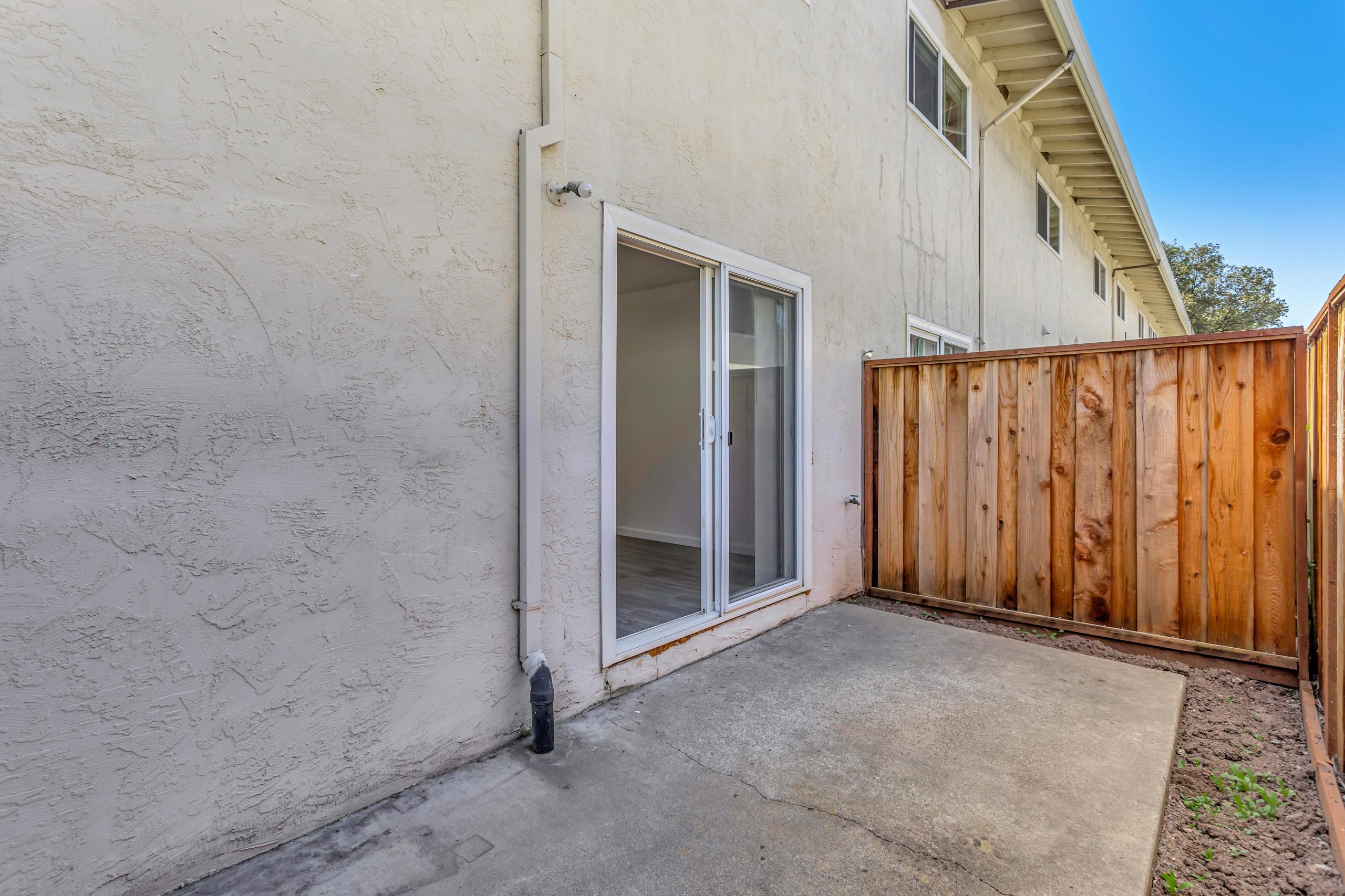F8_46728CrawfordStreet_035