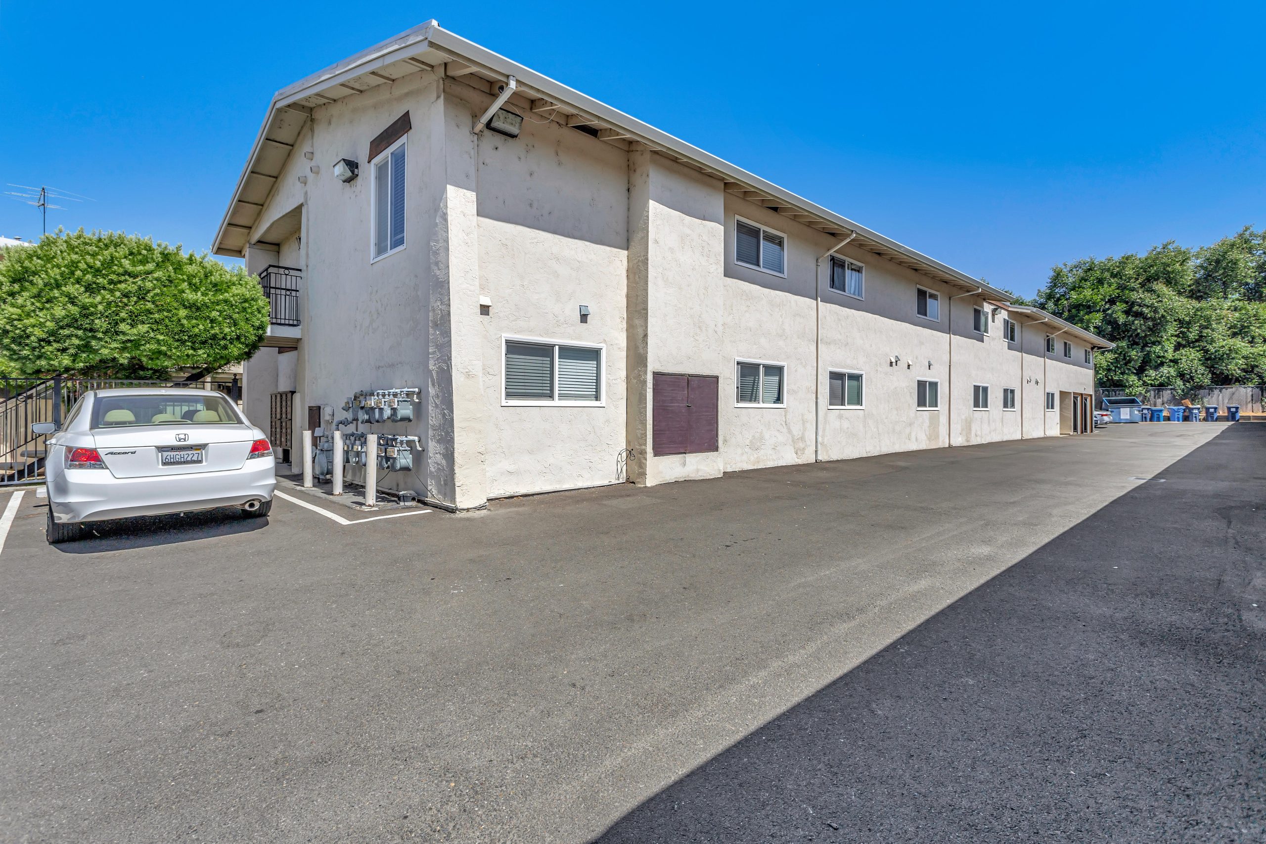 F8_46728CrawfordStreet_038