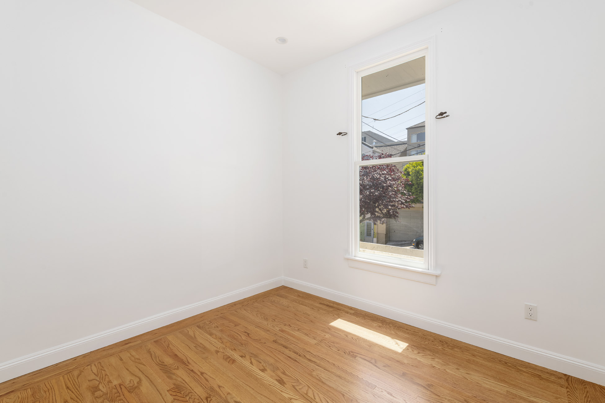 15_bedroom