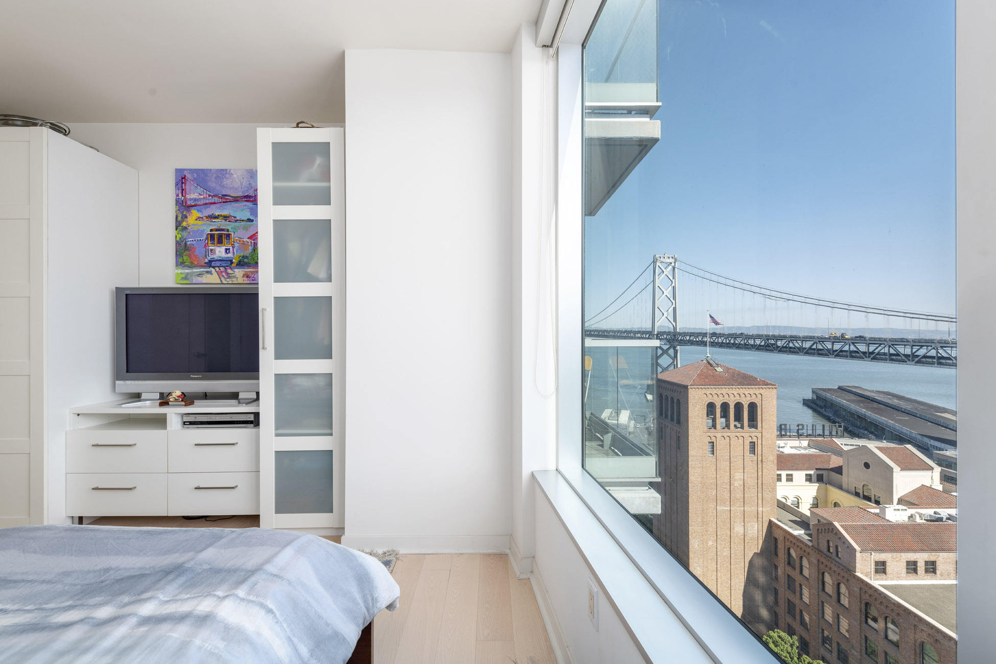 15_bedroom1