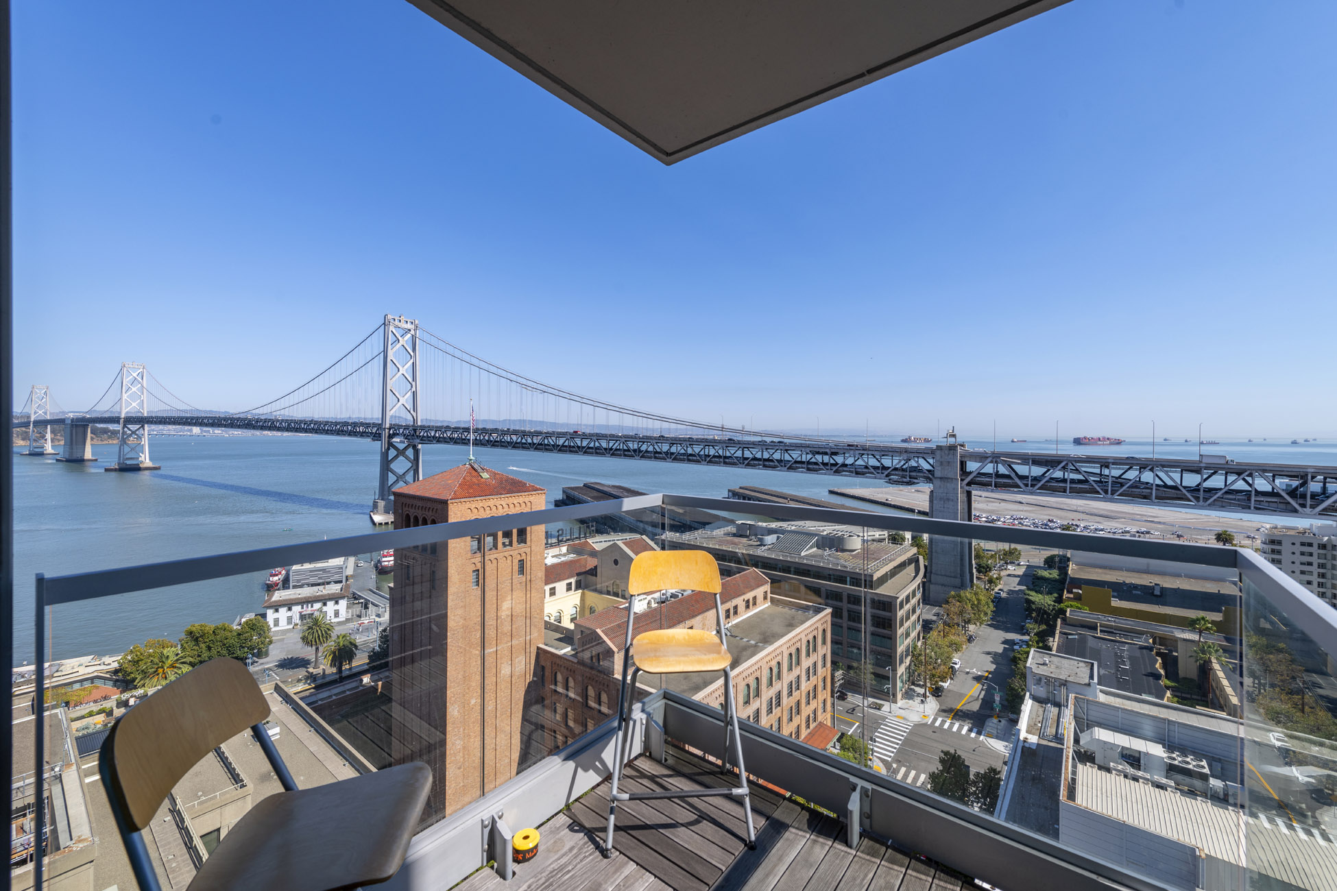 19_balcony