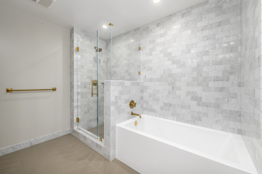 19_primary_bath