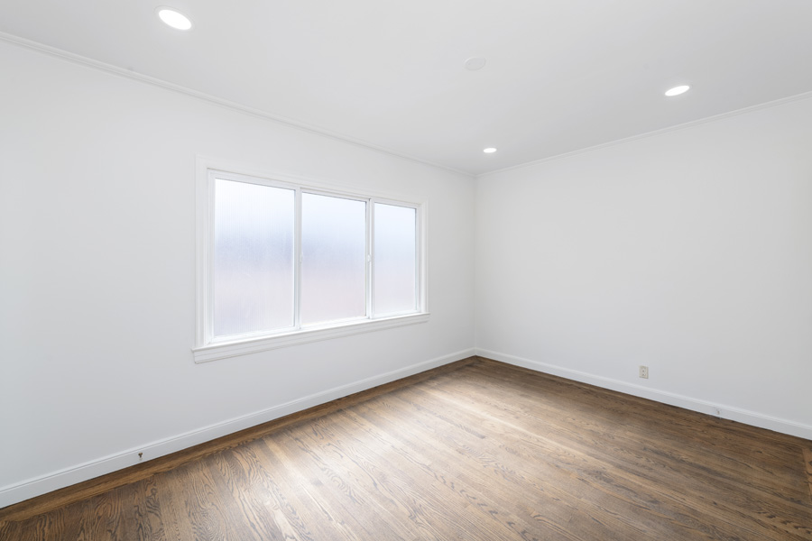 20_bedroom1