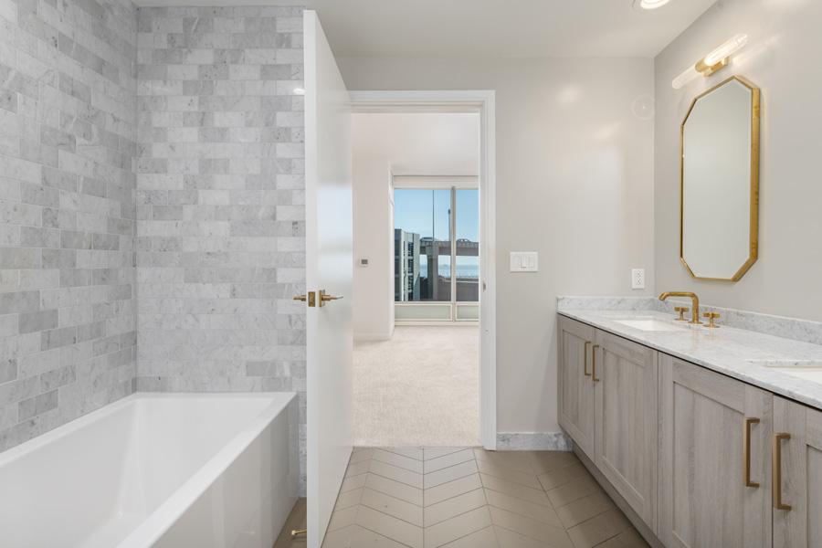 20_primary_bath