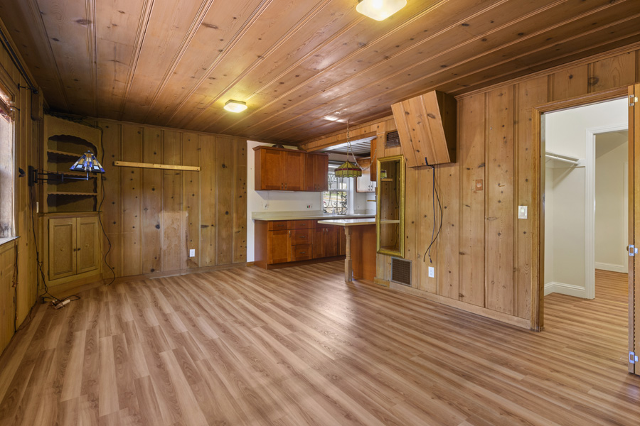 41_downstairs_living_room