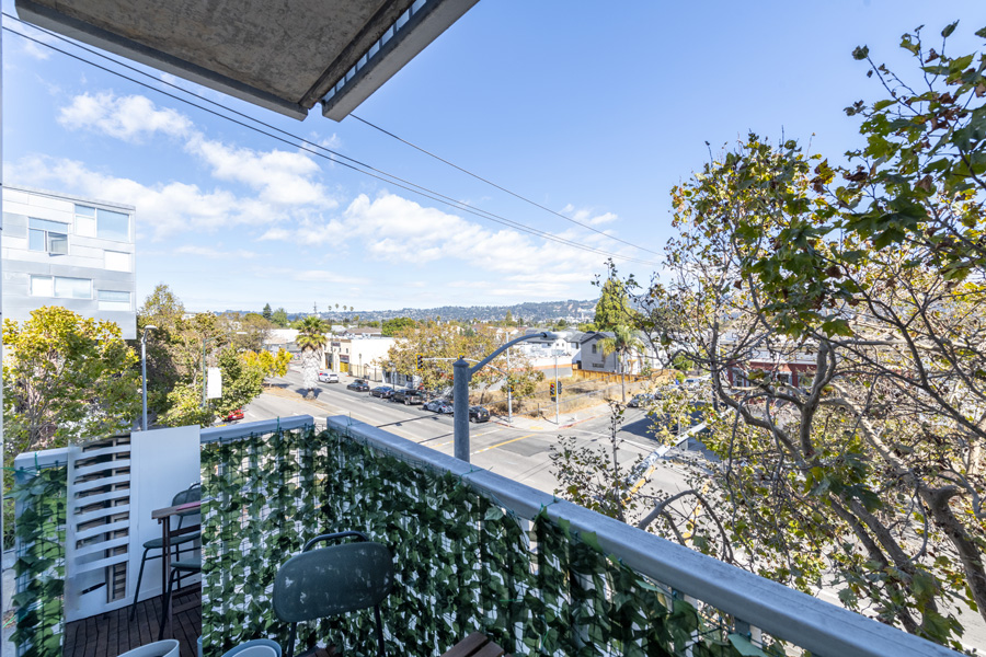 22_balcony