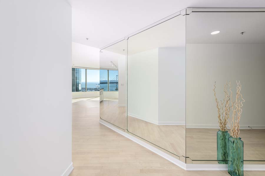 03_entry_hall