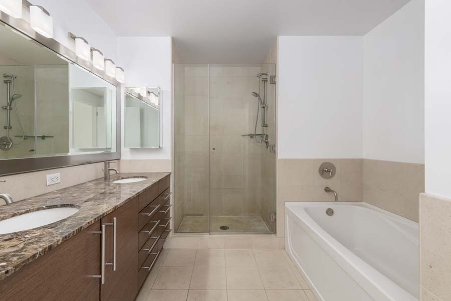 12_bath1