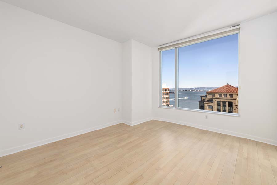 17_bedroom2