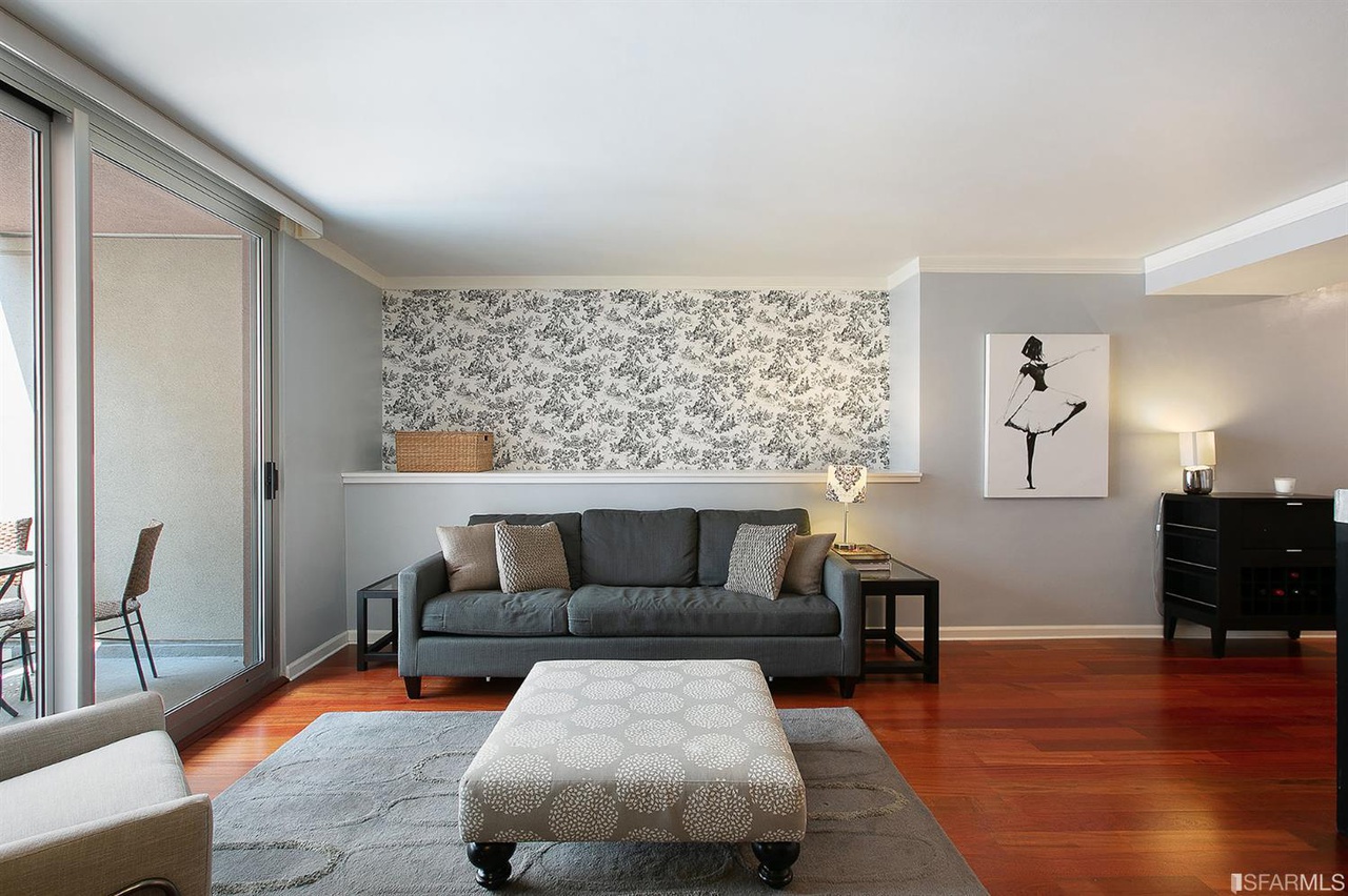 Family Room3