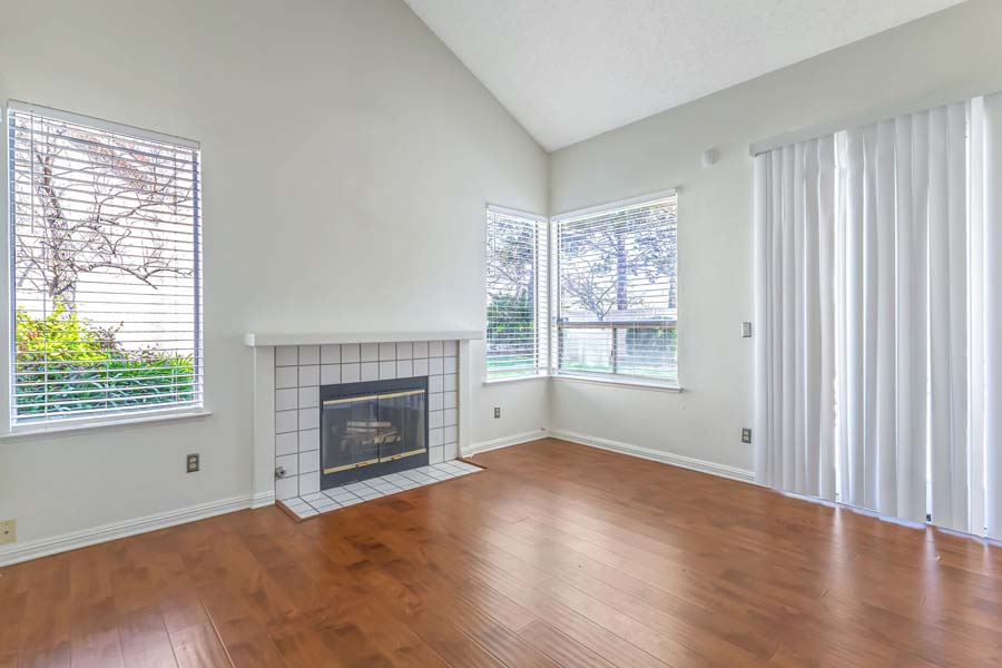 10-web-or-mls-2890-barrington-terrace