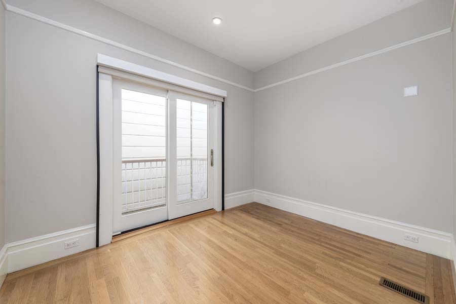 14_bedroom2