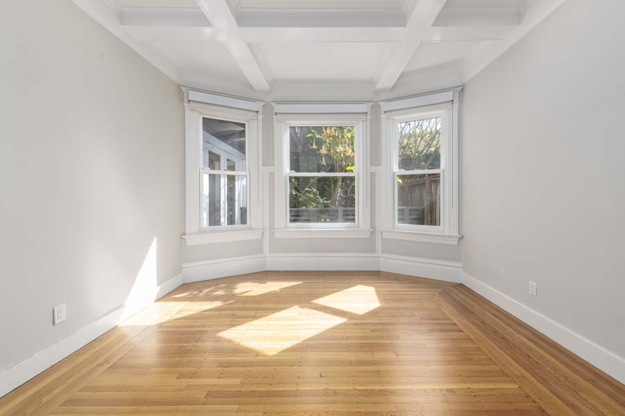 19_primary_bedroom