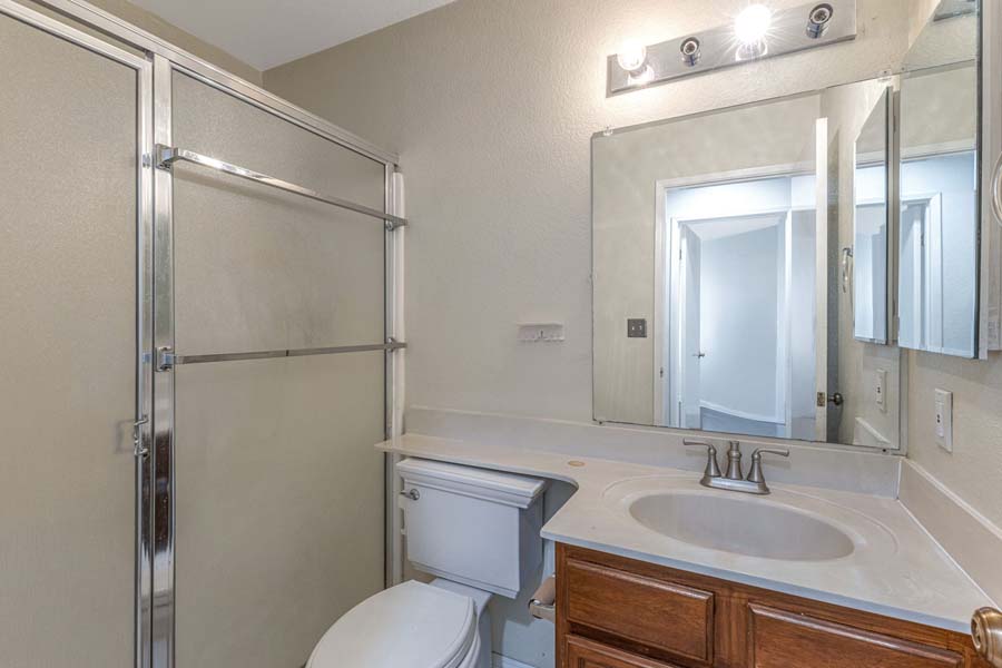 27-web-or-mls-2890-barrington-terrace