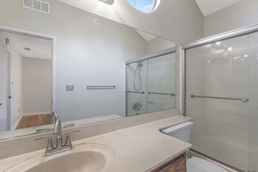 28-web-or-mls-2890-barrington-terrace