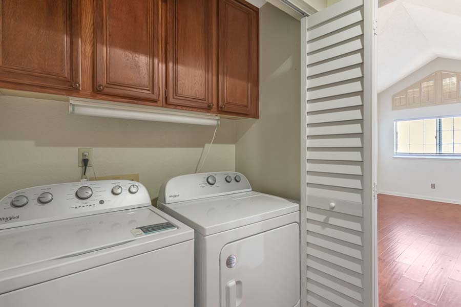 29-web-or-mls-2890-barrington-terrace