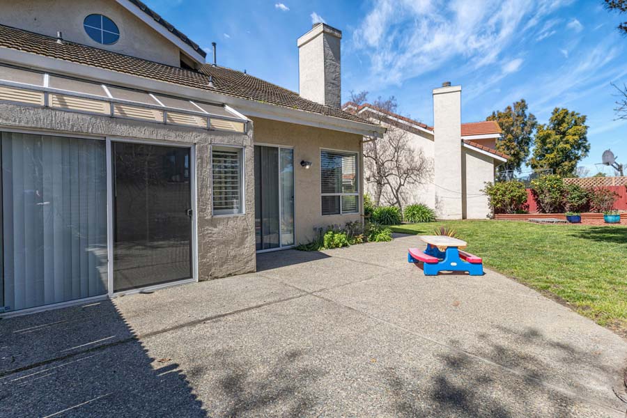 36-web-or-mls-2890-barrington-terrace