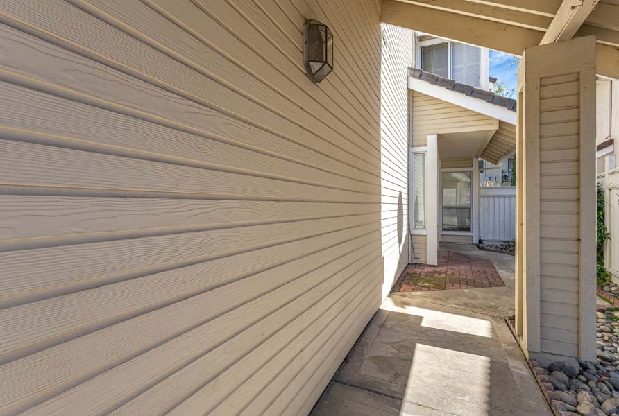 4-web-or-mls-2890-barrington-terrace