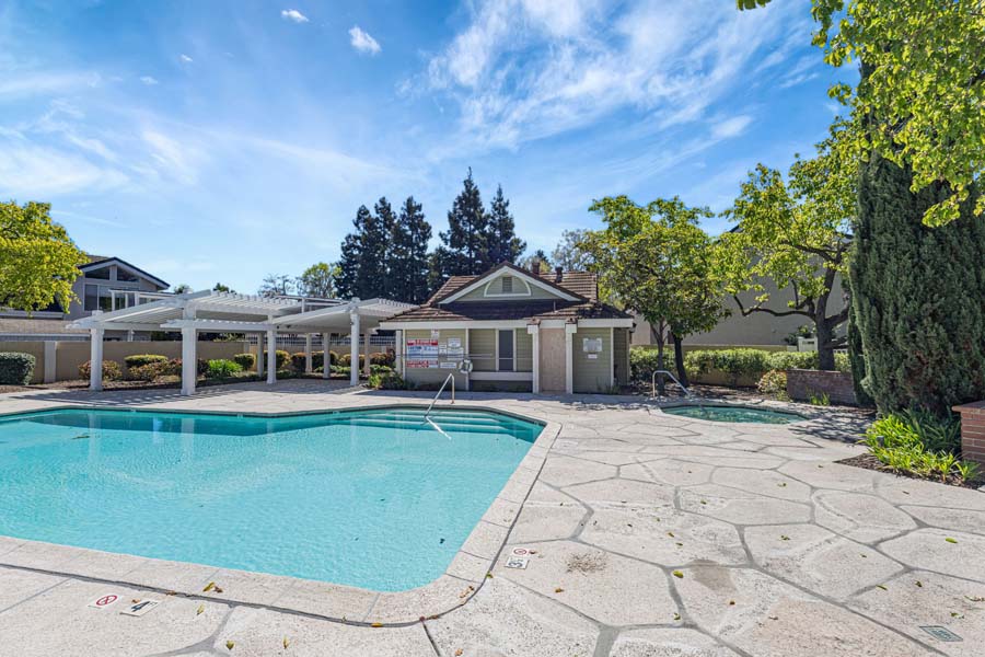 41-web-or-mls-2890-barrington-terrace