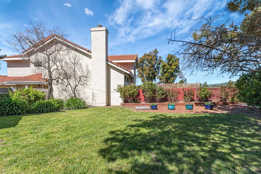 44-web-or-mls-2890-barrington-terrace
