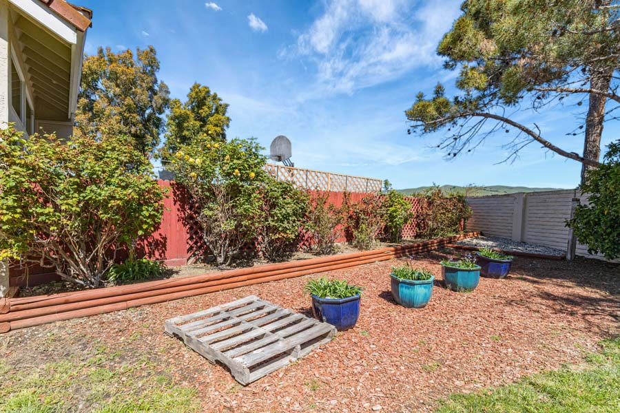 45-web-or-mls-2890-barrington-terrace
