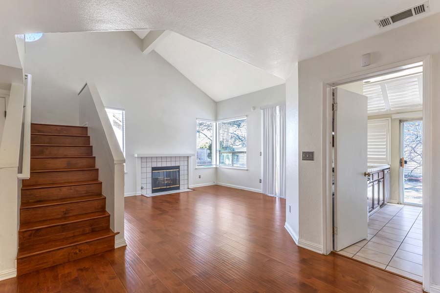 8-web-or-mls-2890-barrington-terrace