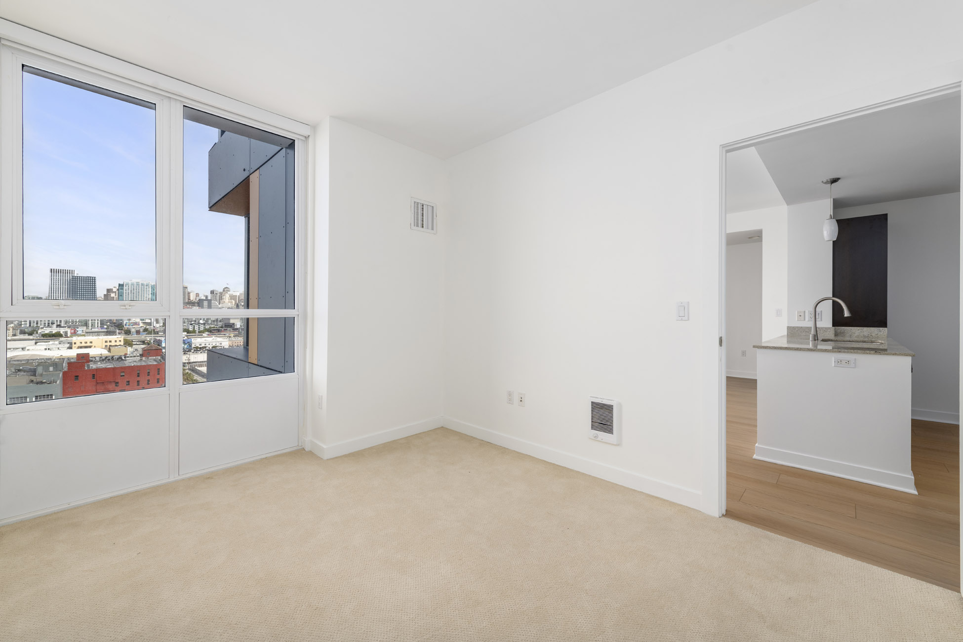 14_bedroom