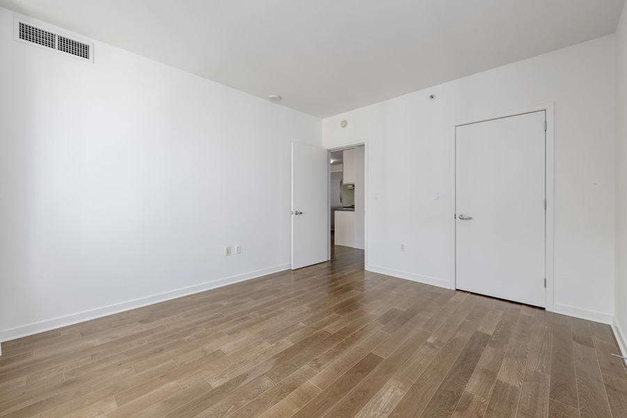 14_bedroom