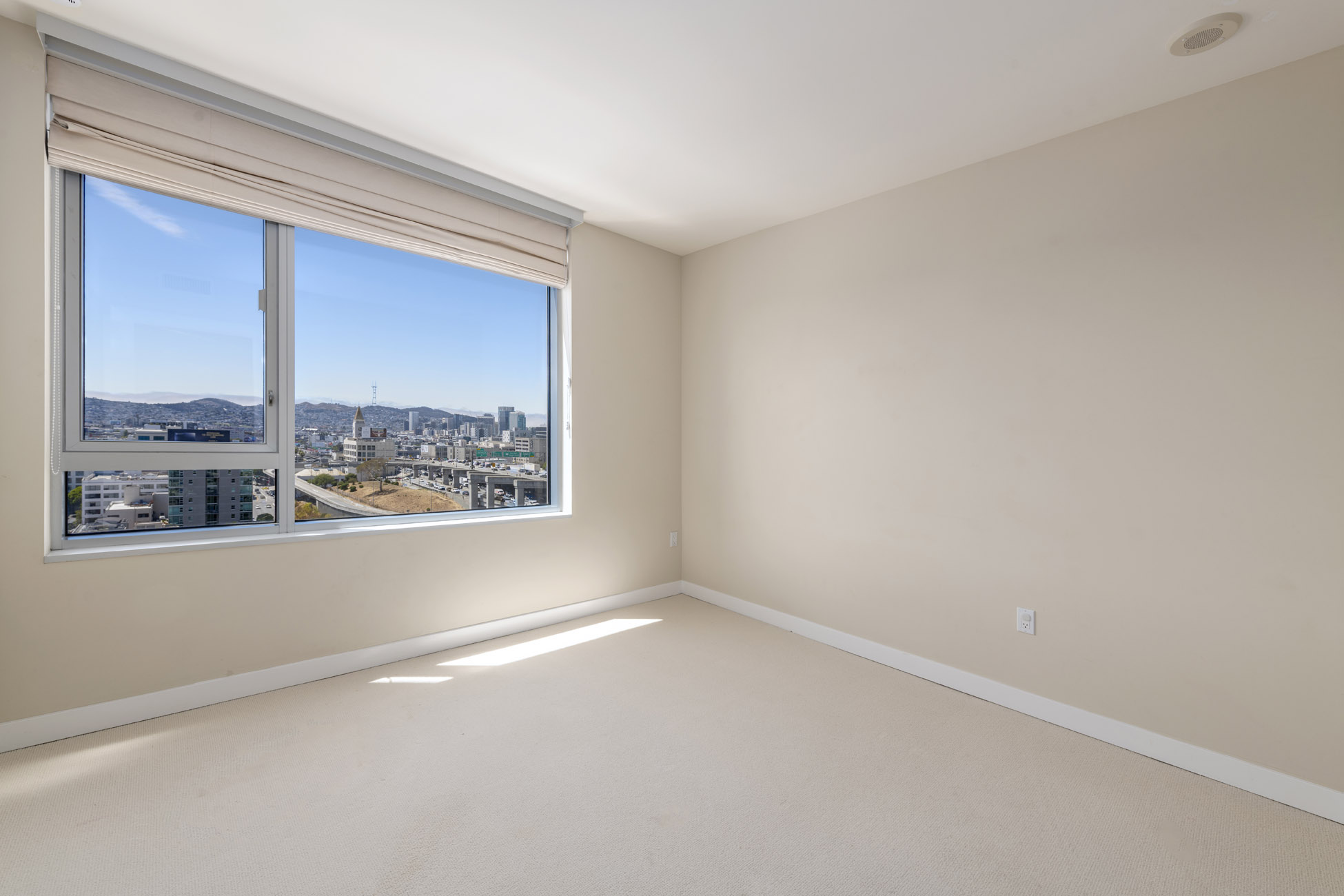 27_bedroom2