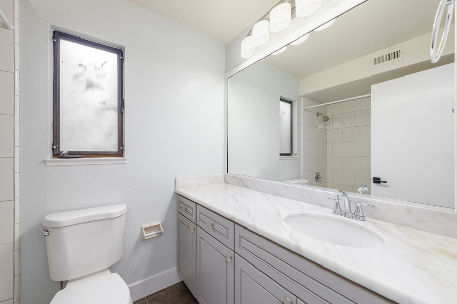 38_primary_bath
