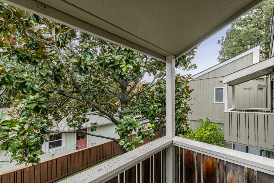 41_balcony2