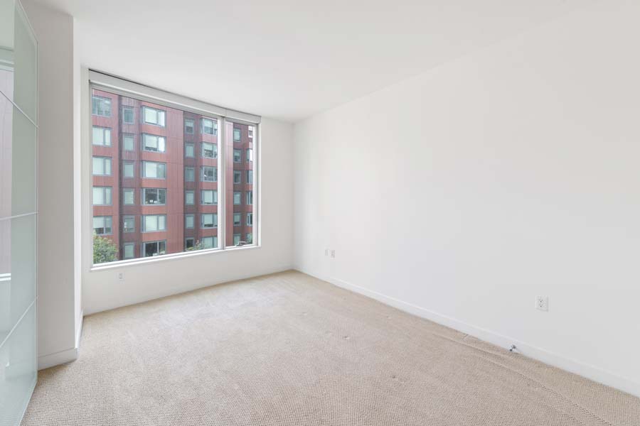 13_bedroom
