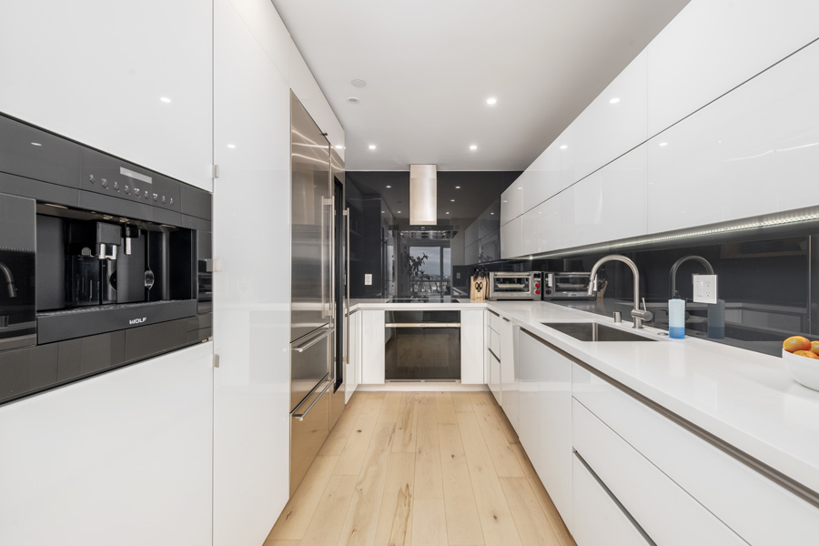 12_kitchen