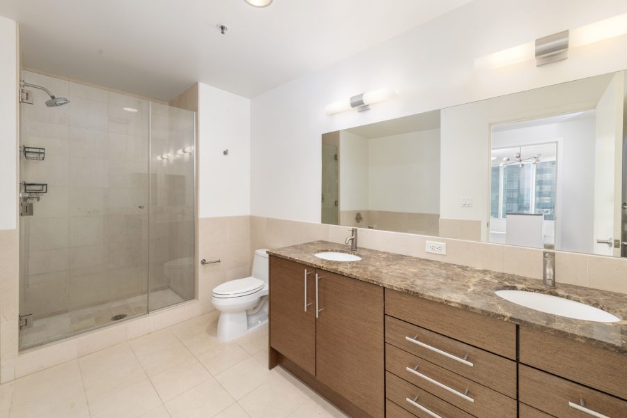 15_primary_bath
