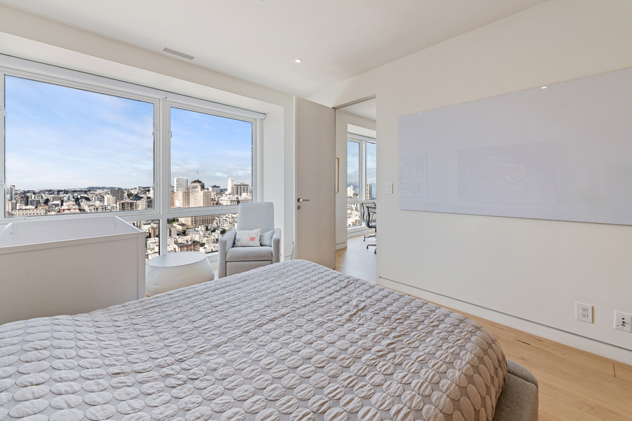 18_bedroom