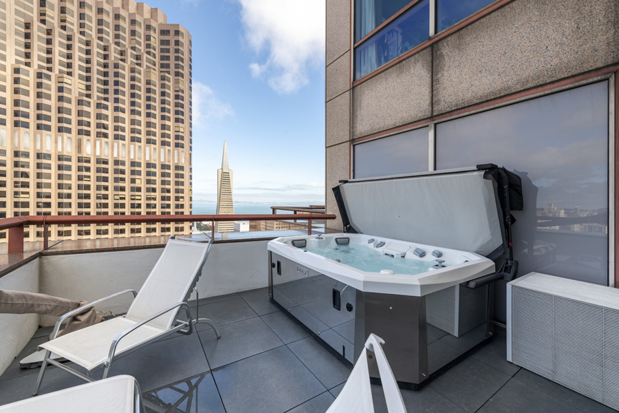 41_balcony2