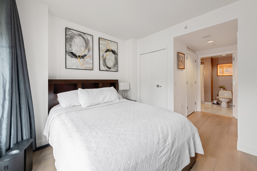 12_bedroom